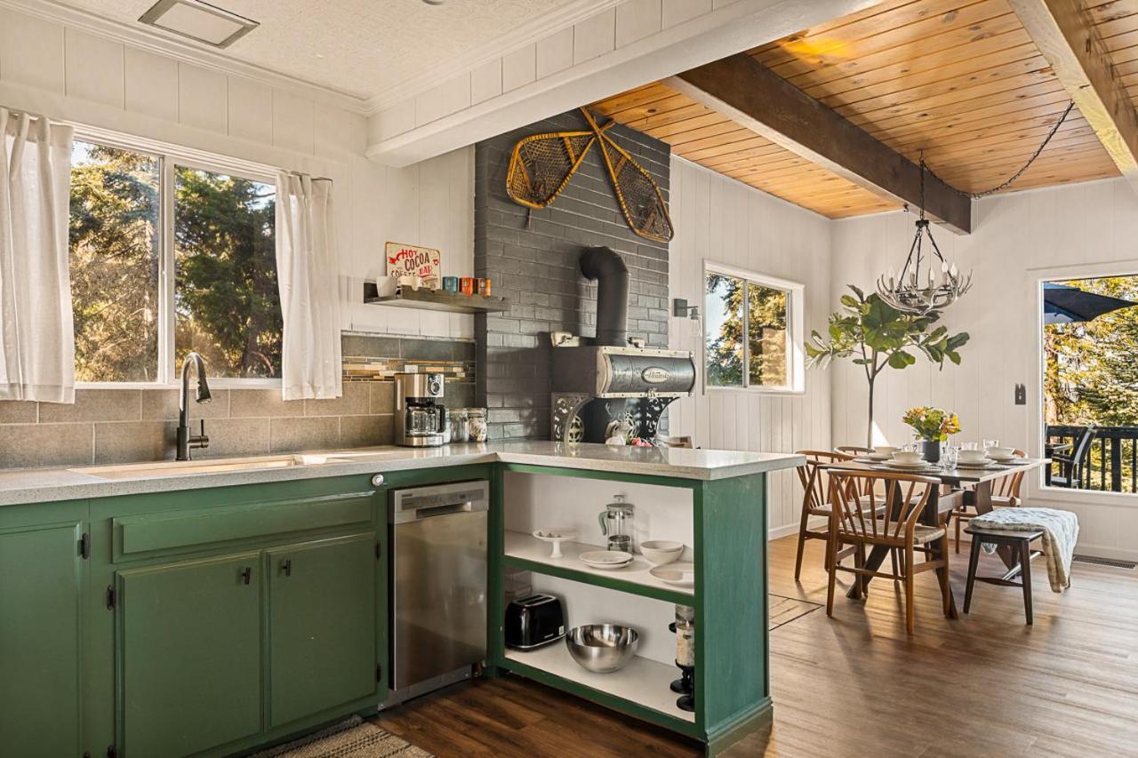 Romantic & Family Friendly Chalet In The Woods เลคแอร์โรว์เฮด ภายนอก รูปภาพ