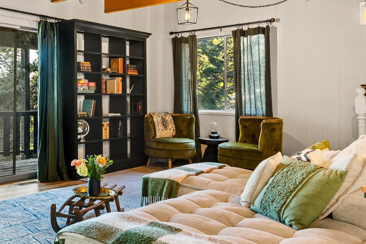 Romantic & Family Friendly Chalet In The Woods เลคแอร์โรว์เฮด ภายนอก รูปภาพ