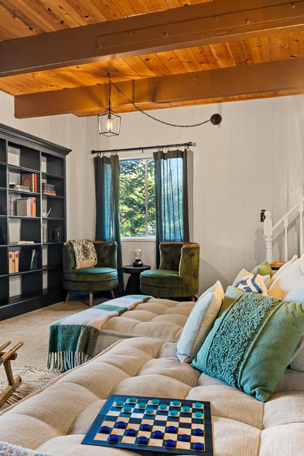 Romantic & Family Friendly Chalet In The Woods เลคแอร์โรว์เฮด ภายนอก รูปภาพ