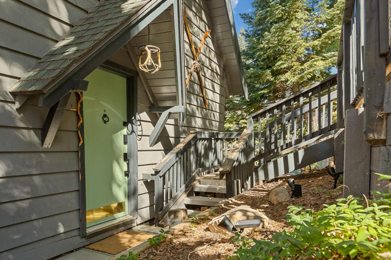 Romantic & Family Friendly Chalet In The Woods เลคแอร์โรว์เฮด ภายนอก รูปภาพ