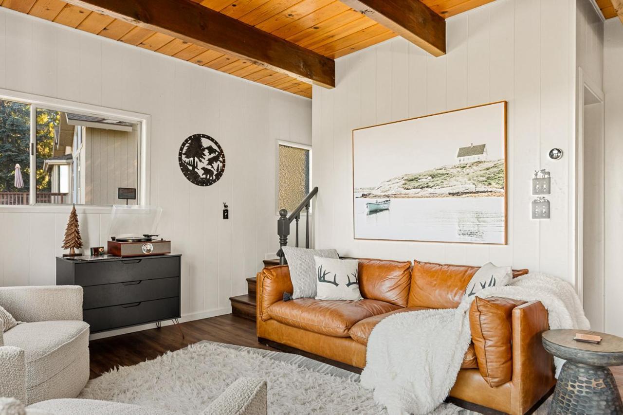 Romantic & Family Friendly Chalet In The Woods เลคแอร์โรว์เฮด ภายนอก รูปภาพ