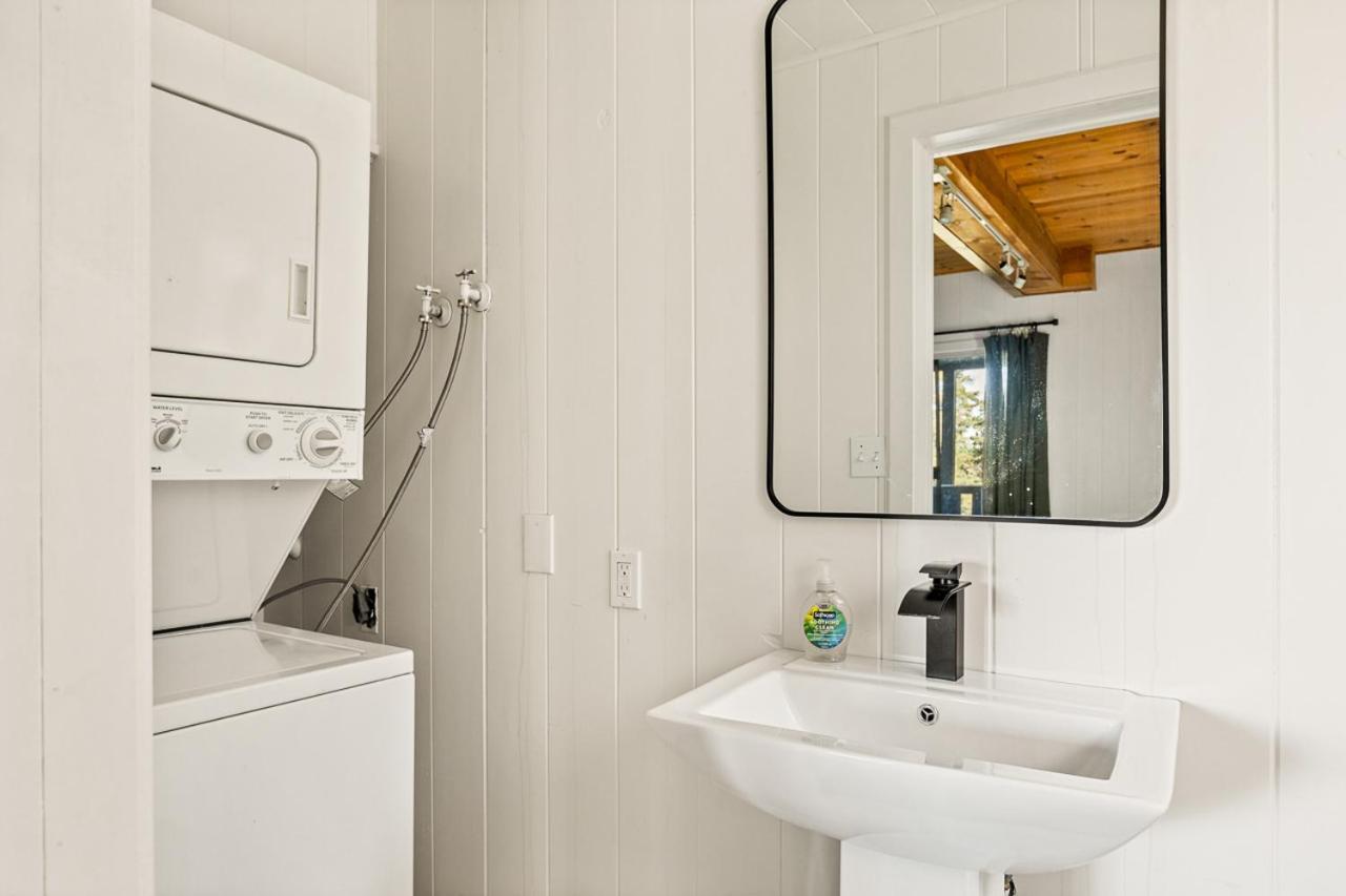 Romantic & Family Friendly Chalet In The Woods เลคแอร์โรว์เฮด ภายนอก รูปภาพ