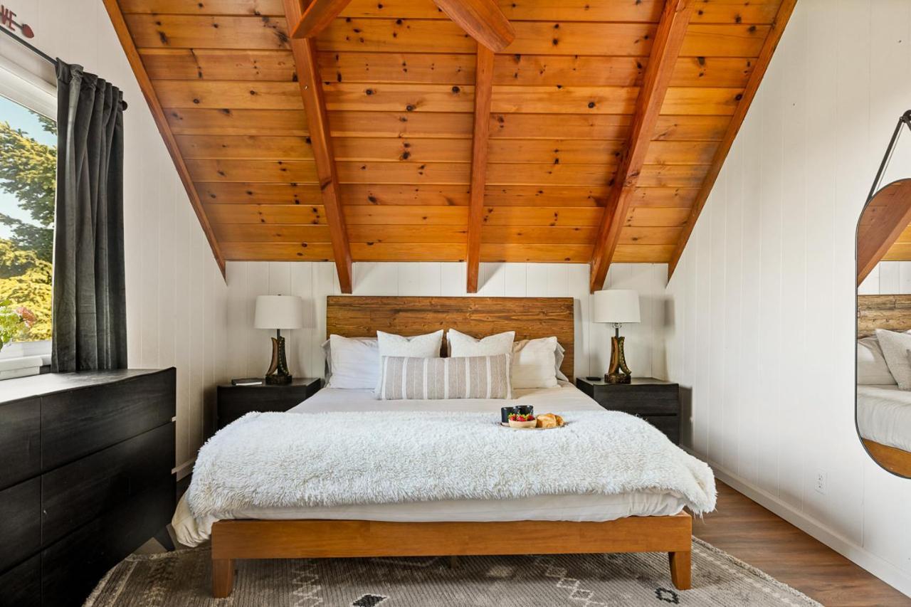 Romantic & Family Friendly Chalet In The Woods เลคแอร์โรว์เฮด ภายนอก รูปภาพ